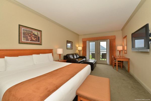 Hotel BW Premier Collection Prestige Harbourfront Resort (Salmon Arm)